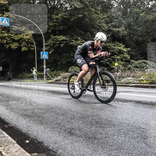 13.09.2026 - Stadtparktriathlon H.Heesch http://msf.ph/oto/10375153 13.09.2026 09:15:28 Radfahren 24, 54, 57, 71, 89, 104, 162, 208 meine-sportfotos.de
