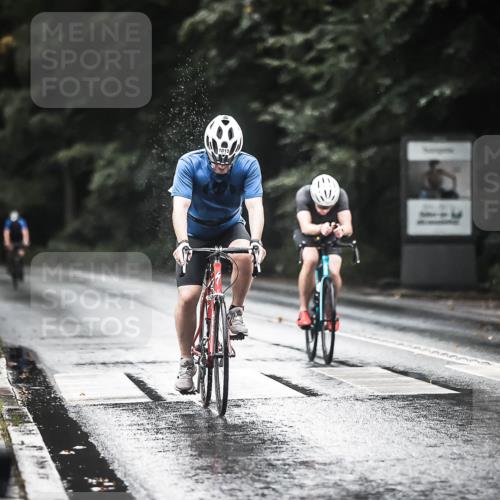 13.09.2026 - Stadtparktriathlon H.Heesch http://msf.ph/oto/10375166 13.09.2026 12:13:11 Radfahren 858, 955, 1015, 1024 meine-sportfotos.de