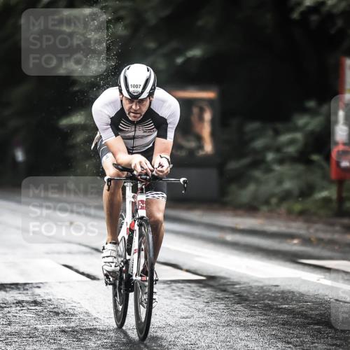 13.09.2026 - Stadtparktriathlon H.Heesch http://msf.ph/oto/10375230 13.09.2026 12:13:28 Radfahren 920, 1007, 1067 meine-sportfotos.de