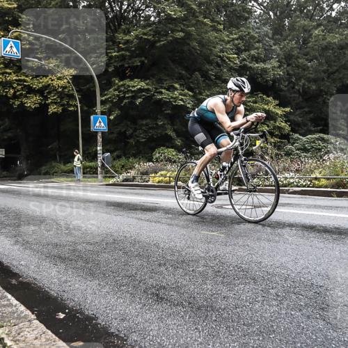 13.09.2026 - Stadtparktriathlon H.Heesch http://msf.ph/oto/10375234 13.09.2026 09:15:39 Radfahren 39, 117, 128, 161 meine-sportfotos.de