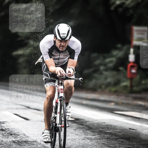 13.09.2026 - Stadtparktriathlon H.Heesch http://msf.ph/oto/10375236 13.09.2026 12:13:29 Radfahren 920, 1007, 1067 meine-sportfotos.de