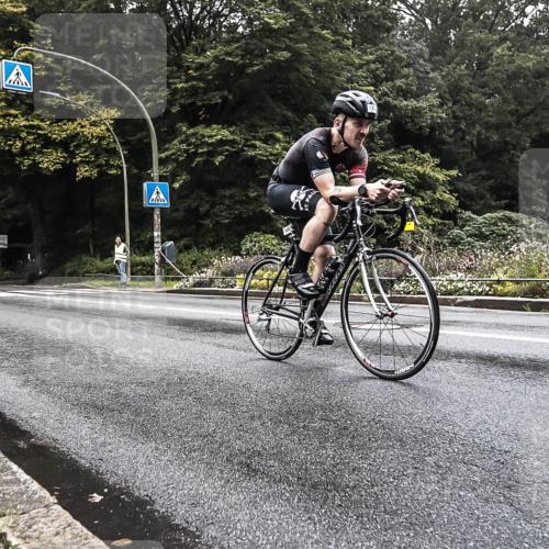 13.09.2026 - Stadtparktriathlon H.Heesch http://msf.ph/oto/10375242 13.09.2026 09:15:43 Radfahren 120 meine-sportfotos.de
