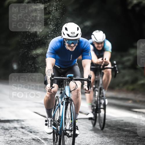 13.09.2026 - Stadtparktriathlon H.Heesch http://msf.ph/oto/10375262 13.09.2026 12:13:31 Radfahren 920, 1007, 1009, 1067 meine-sportfotos.de
