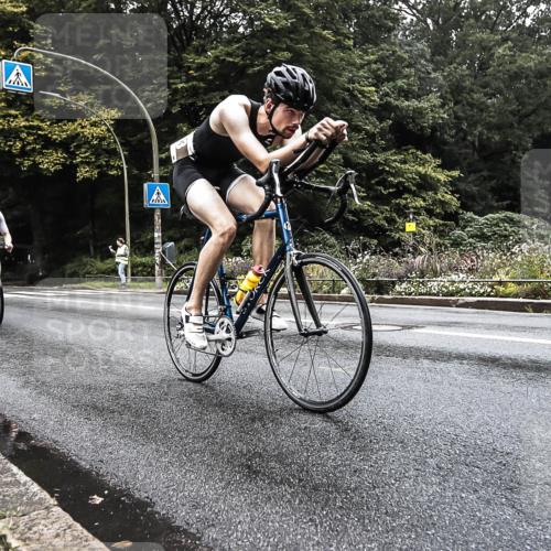 13.09.2026 - Stadtparktriathlon H.Heesch http://msf.ph/oto/10375272 13.09.2026 09:16:06 Radfahren 19, 93, 168, 189 meine-sportfotos.de