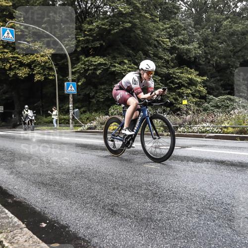 13.09.2026 - Stadtparktriathlon H.Heesch http://msf.ph/oto/10375285 13.09.2026 09:16:08 Radfahren 93, 168, 189 meine-sportfotos.de
