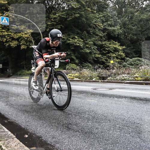 13.09.2026 - Stadtparktriathlon H.Heesch http://msf.ph/oto/10375330 13.09.2026 09:16:17 Radfahren 66, 68, 80, 100, 188, 195 meine-sportfotos.de