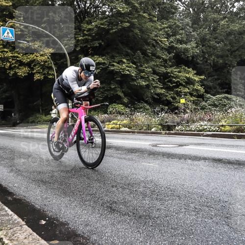13.09.2026 - Stadtparktriathlon H.Heesch http://msf.ph/oto/10375348 13.09.2026 09:16:20 Radfahren 66, 68, 188, 195 meine-sportfotos.de