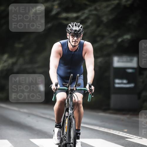 13.09.2026 - Stadtparktriathlon H.Heesch http://msf.ph/oto/10375349 13.09.2026 10:56:19 Radfahren 428, 509, 685 meine-sportfotos.de