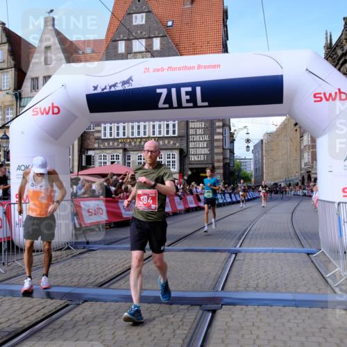 13.09.2026 - 21. swb-Marathon Bremen Tim E. http://msf.ph/oto/10375357 13.09.2026 13:11:39 Ziel 382, 1349, 2087, 3440, 3448, 3899, 6274, 7109, 8474, 9291, 9618, 9762 meine-sportfotos.de