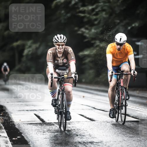 13.09.2026 - Stadtparktriathlon H.Heesch http://msf.ph/oto/10375397 13.09.2026 12:14:03 Radfahren 755, 932, 956, 985, 1061 meine-sportfotos.de