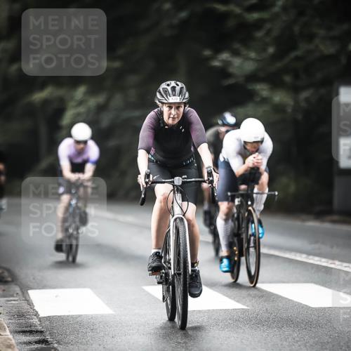 13.09.2026 - Stadtparktriathlon H.Heesch http://msf.ph/oto/10375399 13.09.2026 10:56:24 Radfahren 428, 509, 640, 683, 685, 708 meine-sportfotos.de