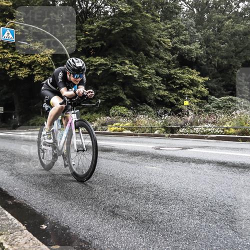 13.09.2026 - Stadtparktriathlon H.Heesch http://msf.ph/oto/10375419 13.09.2026 09:16:50 Radfahren 146, 193, 207 meine-sportfotos.de