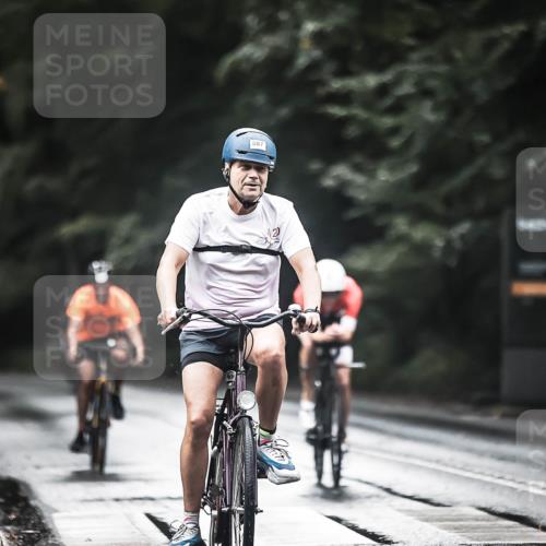 13.09.2026 - Stadtparktriathlon H.Heesch http://msf.ph/oto/10375436 13.09.2026 12:14:19 Radfahren 887, 899, 975, 1017 meine-sportfotos.de