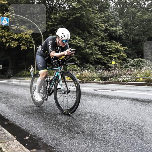 13.09.2026 - Stadtparktriathlon H.Heesch http://msf.ph/oto/10375437 13.09.2026 09:17:02 Radfahren 174, 205 meine-sportfotos.de