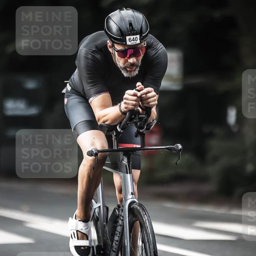 13.09.2026 - Stadtparktriathlon H.Heesch http://msf.ph/oto/10375483 13.09.2026 10:56:28 Radfahren 413, 428, 509, 640, 683, 708 meine-sportfotos.de