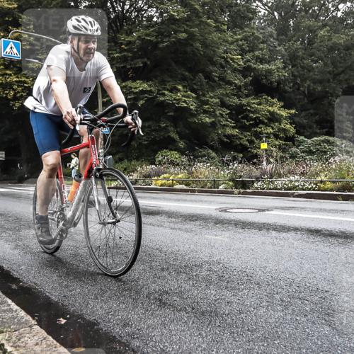 13.09.2026 - Stadtparktriathlon H.Heesch http://msf.ph/oto/10375502 13.09.2026 09:17:18 Radfahren 113, 166 meine-sportfotos.de