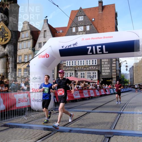 13.09.2026 - 21. swb-Marathon Bremen Tim E. http://msf.ph/oto/10375510 13.09.2026 13:11:53 Ziel 382, 5585, 6059, 7109, 8982, 13055 meine-sportfotos.de