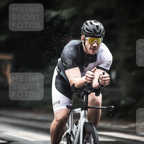 13.09.2026 - Stadtparktriathlon H.Heesch http://msf.ph/oto/10375522 13.09.2026 12:14:24 Radfahren 887, 899, 902, 957, 975, 1017 meine-sportfotos.de