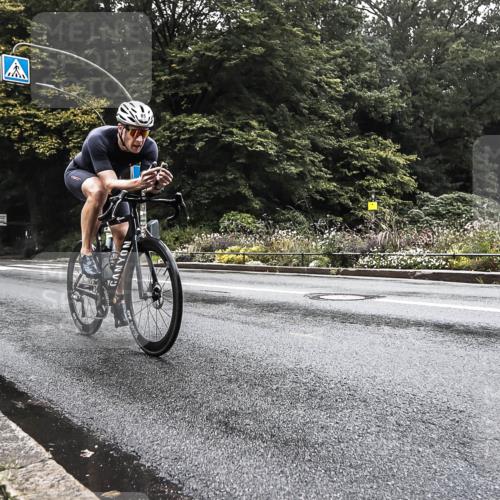 13.09.2026 - Stadtparktriathlon H.Heesch http://msf.ph/oto/10375529 13.09.2026 09:17:31 Radfahren 85, 107, 122 meine-sportfotos.de