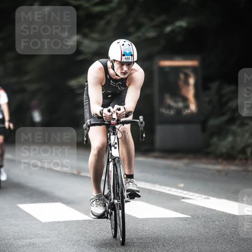 13.09.2026 - Stadtparktriathlon H.Heesch http://msf.ph/oto/10375540 13.09.2026 10:56:35 Radfahren 413, 670, 679, 688 meine-sportfotos.de