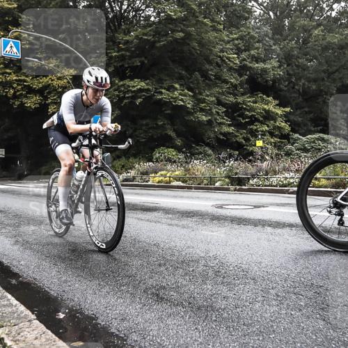 13.09.2026 - Stadtparktriathlon H.Heesch http://msf.ph/oto/10375581 13.09.2026 09:17:49 Radfahren 74, 98, 152, 191, 206 meine-sportfotos.de