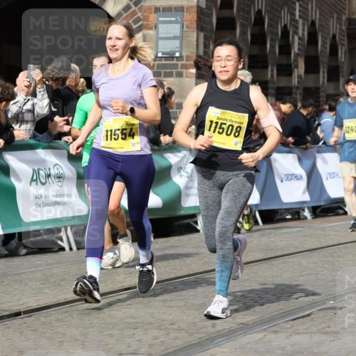 13.09.2026 - 21. swb-Marathon Bremen Strokosch-Dieckow http://msf.ph/oto/10375606 13.09.2026 11:02:42 Ziel 10153, 10154, 10173, 10273, 10274, 10278, 10331, 10338, 10439, 10738, 10885, 10915, 10943, 11137, 11249, 11505, 11508, 11526, 11576, 11853, 11886, 11890, 12042, 12094, 12134, 12135, 12169, 10190, 10296, 10633, 10783, 10945, 10954, 10955, 10985, 11096, 11107, 11313, 11564, 11697, 11701, 11719, 11730, 11776, 11785, 12071, 12247, 12448, 12465 meine-sportfotos.de