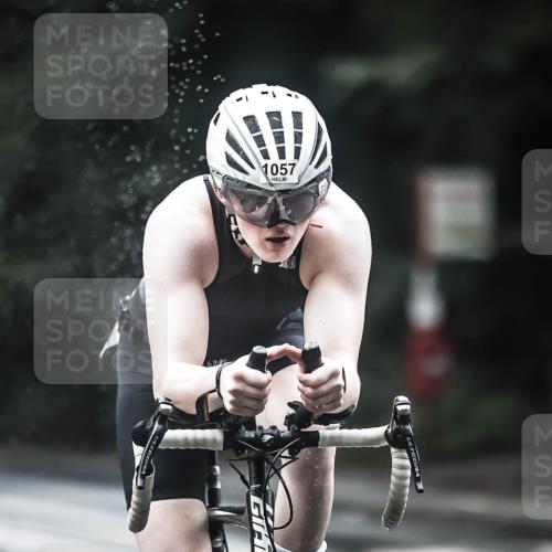 13.09.2026 - Stadtparktriathlon H.Heesch http://msf.ph/oto/10375637 13.09.2026 12:14:43 Radfahren 851, 1057 meine-sportfotos.de