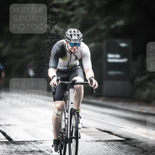 13.09.2026 - Stadtparktriathlon H.Heesch http://msf.ph/oto/10375661 13.09.2026 12:14:45 Radfahren 851, 888, 971, 1057, 1121 meine-sportfotos.de