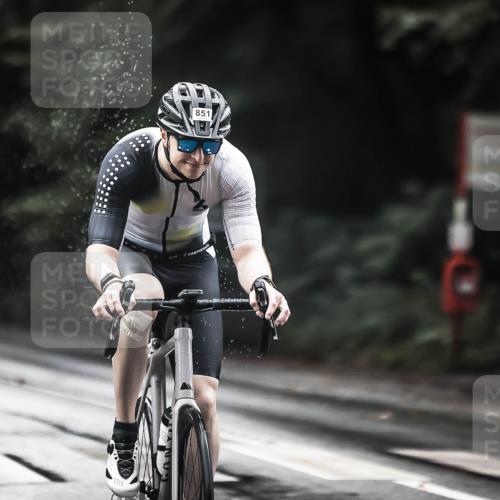 13.09.2026 - Stadtparktriathlon H.Heesch http://msf.ph/oto/10375672 13.09.2026 12:14:46 Radfahren 851, 888, 971, 1057, 1121 meine-sportfotos.de