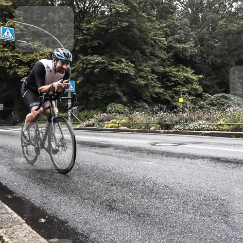 13.09.2026 - Stadtparktriathlon H.Heesch http://msf.ph/oto/10375685 13.09.2026 09:18:28 Radfahren 11, 44, 45, 91, 134 meine-sportfotos.de