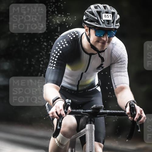 13.09.2026 - Stadtparktriathlon H.Heesch http://msf.ph/oto/10375689 13.09.2026 12:14:46 Radfahren 851, 888, 971, 1057, 1121 meine-sportfotos.de