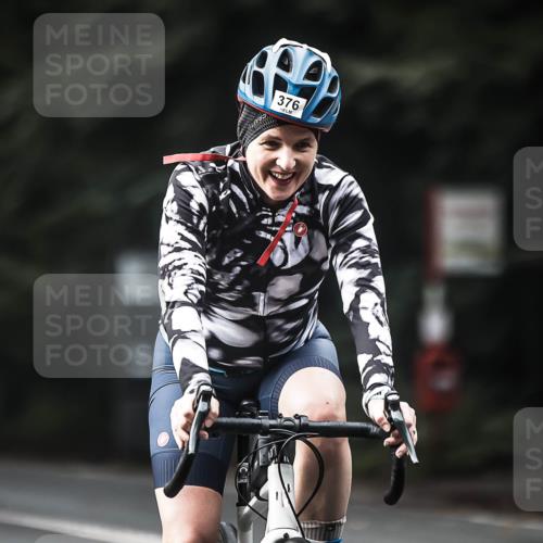13.09.2026 - Stadtparktriathlon H.Heesch http://msf.ph/oto/10375696 13.09.2026 10:56:47 Radfahren 362, 376, 443 meine-sportfotos.de