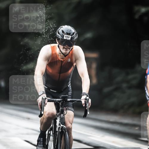 13.09.2026 - Stadtparktriathlon H.Heesch http://msf.ph/oto/10375704 13.09.2026 12:14:50 Radfahren 851, 888, 971, 1049, 1121 meine-sportfotos.de