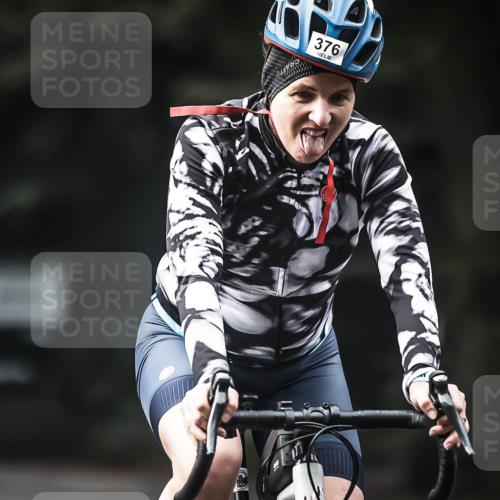 13.09.2026 - Stadtparktriathlon H.Heesch http://msf.ph/oto/10375709 13.09.2026 10:56:47 Radfahren 362, 376, 443 meine-sportfotos.de