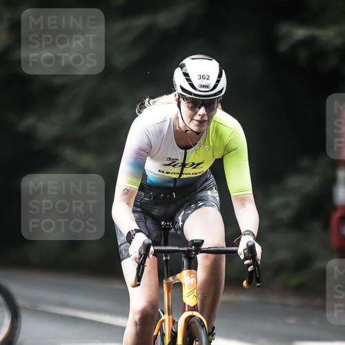 13.09.2026 - Stadtparktriathlon H.Heesch http://msf.ph/oto/10375725 13.09.2026 10:56:49 Radfahren 362, 376, 443 meine-sportfotos.de