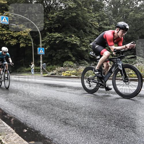 13.09.2026 - Stadtparktriathlon H.Heesch http://msf.ph/oto/10375727 13.09.2026 09:18:41 Radfahren 59, 86, 131, 187 meine-sportfotos.de
