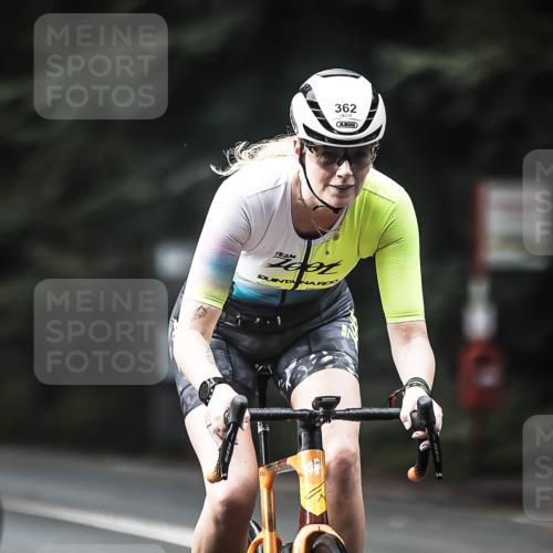 13.09.2026 - Stadtparktriathlon H.Heesch http://msf.ph/oto/10375734 13.09.2026 10:56:49 Radfahren 362, 376, 443 meine-sportfotos.de