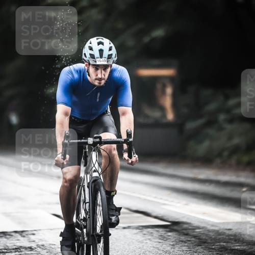 13.09.2026 - Stadtparktriathlon H.Heesch http://msf.ph/oto/10375744 13.09.2026 12:14:53 Radfahren 888, 971, 1049, 1121 meine-sportfotos.de