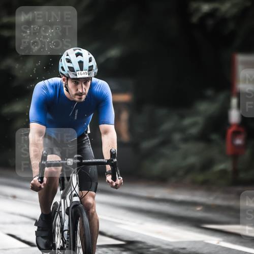 13.09.2026 - Stadtparktriathlon H.Heesch http://msf.ph/oto/10375747 13.09.2026 12:14:53 Radfahren 888, 971, 1049, 1121 meine-sportfotos.de