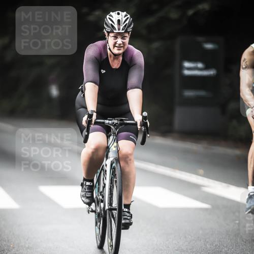 13.09.2026 - Stadtparktriathlon H.Heesch http://msf.ph/oto/10375781 13.09.2026 10:56:58 Radfahren 394, 415, 522, 600 meine-sportfotos.de