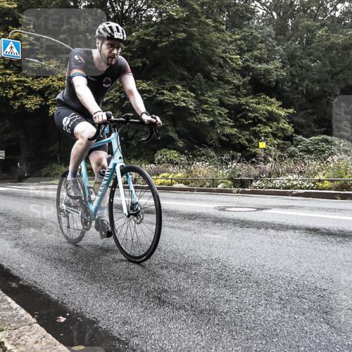 13.09.2026 - Stadtparktriathlon H.Heesch http://msf.ph/oto/10375785 13.09.2026 09:19:24 Radfahren 87, 119 meine-sportfotos.de