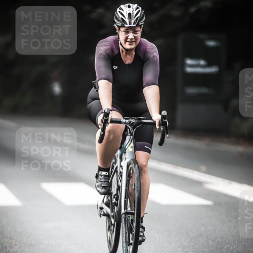 13.09.2026 - Stadtparktriathlon H.Heesch http://msf.ph/oto/10375786 13.09.2026 10:56:58 Radfahren 394, 415, 522, 600 meine-sportfotos.de