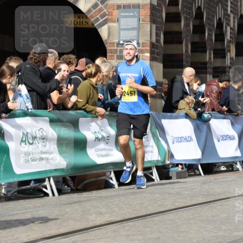 13.09.2026 - 21. swb-Marathon Bremen Strokosch-Dieckow http://msf.ph/oto/10375788 13.09.2026 11:02:49 Ziel 10153, 10154, 10273, 10274, 10278, 10338, 10738, 10885, 10915, 11137, 11261, 11505, 11508, 11526, 11554, 11662, 11853, 11886, 11890, 11945, 12169, 12252, 12429, 12489, 10185, 10715, 10731, 11095, 11313, 11564, 11697, 11730, 11785, 12247, 12421, 12432, 12448, 12465, 12483 meine-sportfotos.de