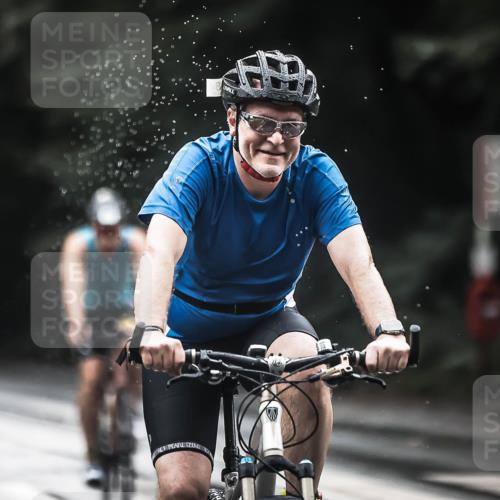 13.09.2026 - Stadtparktriathlon H.Heesch http://msf.ph/oto/10375806 13.09.2026 12:15:09 Radfahren 884, 922, 983, 1054 meine-sportfotos.de