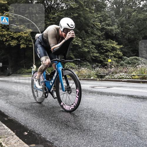 13.09.2026 - Stadtparktriathlon H.Heesch http://msf.ph/oto/10375813 13.09.2026 09:19:37 Radfahren 77, 175 meine-sportfotos.de