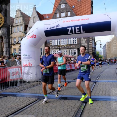 13.09.2026 - 21. swb-Marathon Bremen Tim E. http://msf.ph/oto/10375824 13.09.2026 13:12:13 Ziel 493, 826, 863, 2444, 3336, 4283, 4368, 4651, 4698, 5521, 5893, 6668, 7621, 8996, 9398, 13055 meine-sportfotos.de