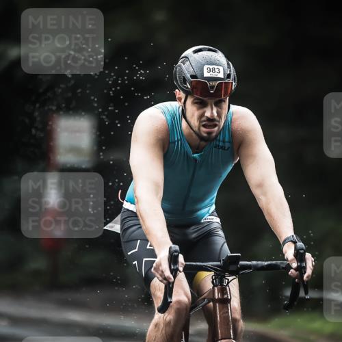 13.09.2026 - Stadtparktriathlon H.Heesch http://msf.ph/oto/10375833 13.09.2026 12:15:11 Radfahren 884, 922, 983, 1050, 1054 meine-sportfotos.de