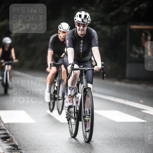 13.09.2026 - Stadtparktriathlon H.Heesch http://msf.ph/oto/10375844 13.09.2026 10:57:05 Radfahren 382, 415, 462, 480, 540 meine-sportfotos.de