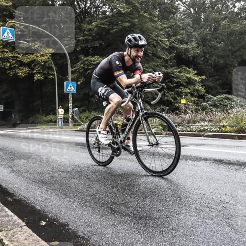 13.09.2026 - Stadtparktriathlon H.Heesch http://msf.ph/oto/10375847 13.09.2026 09:20:06 Radfahren 121 meine-sportfotos.de