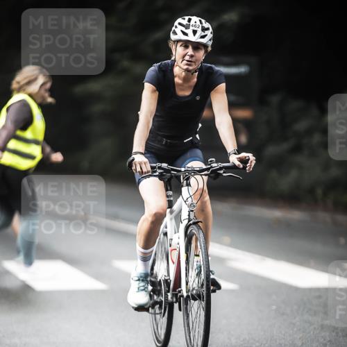 13.09.2026 - Stadtparktriathlon H.Heesch http://msf.ph/oto/10375868 13.09.2026 10:57:08 Radfahren 382, 415, 462, 480, 539, 540 meine-sportfotos.de